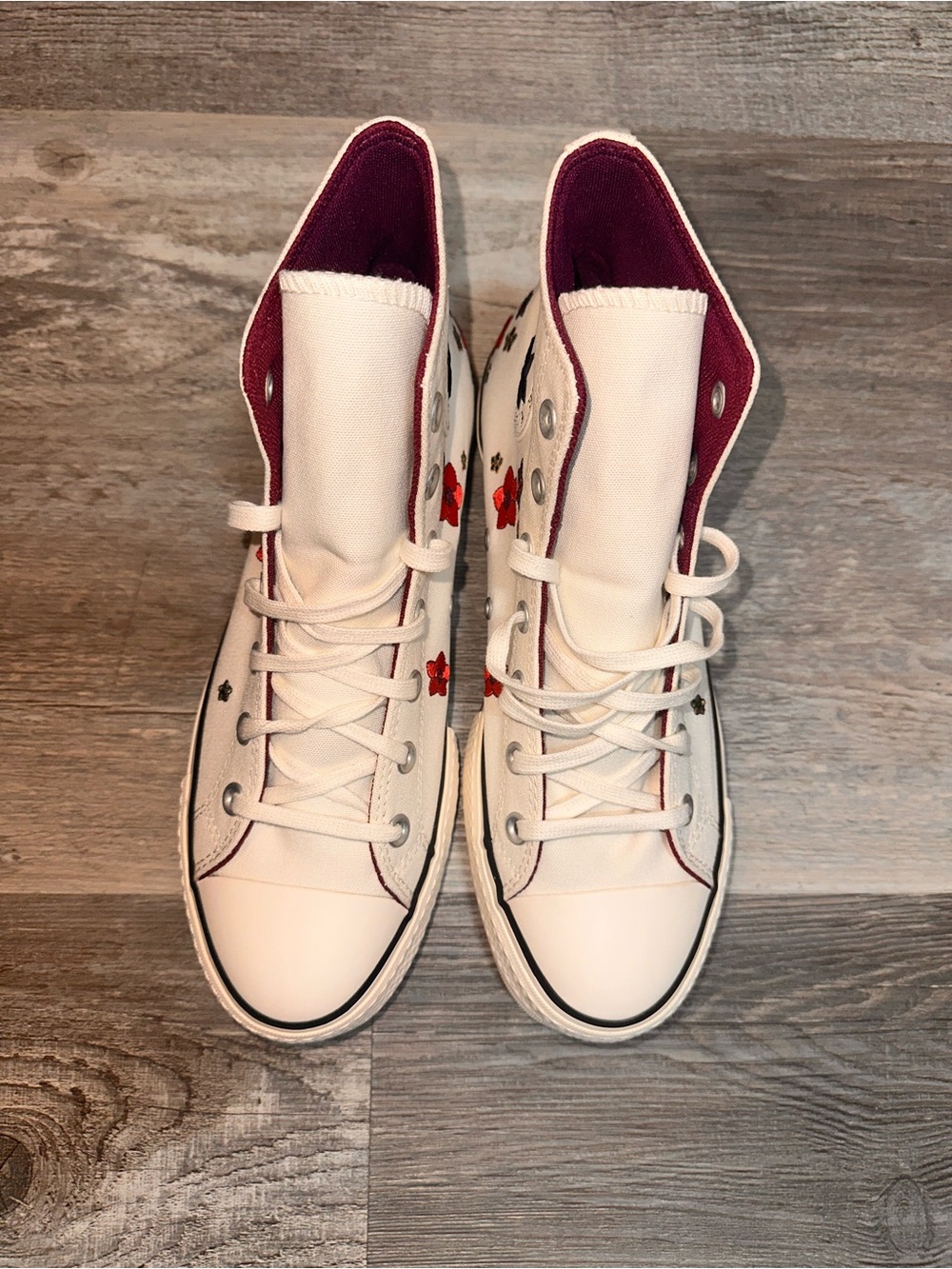 Floral Embroidered Chuck Taylor All Star Lift Platform - Picture 3 of 7